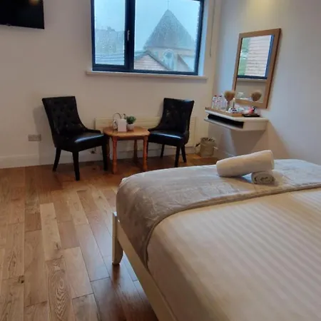 Vendégház The Cloisters