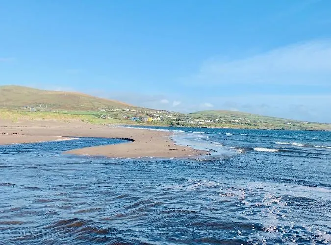 Konukevi The Cloisters Dingle