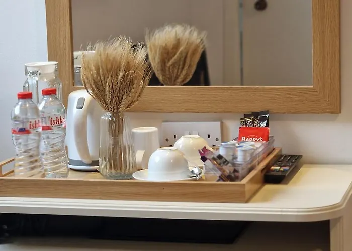 The Cloisters * Dingle