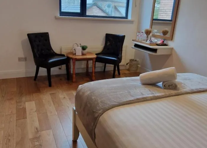 Konukevi The Cloisters